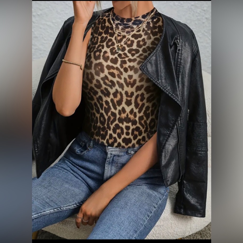 🐆NEW🐆Chic Stretch Knit tank top🐆